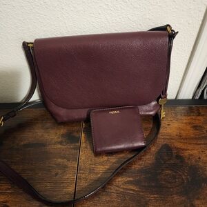 Fossil Women's Burgundy Crossbody Bag